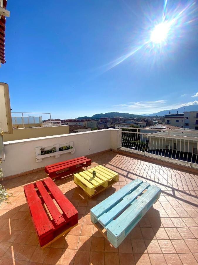 Scauri Attico Panoramico Apartment มินตูร์โน ภายนอก รูปภาพ